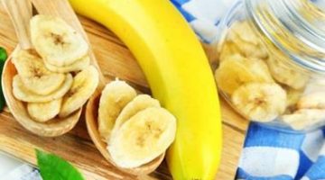 الأطباء يحذرون فاكهة يمنع تناولها مع الموز توقف عنها فورا