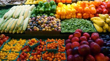 مفاجأة سارة .. تراجع في أسعار الطماطم في الأسواق| وإليكم أسعار الخضروات والفاكهة اليوم