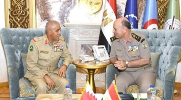 يلتقي  الرئيس هيئة الأركان بقوّة دفاع البحرين   فريق أسامة عسكر